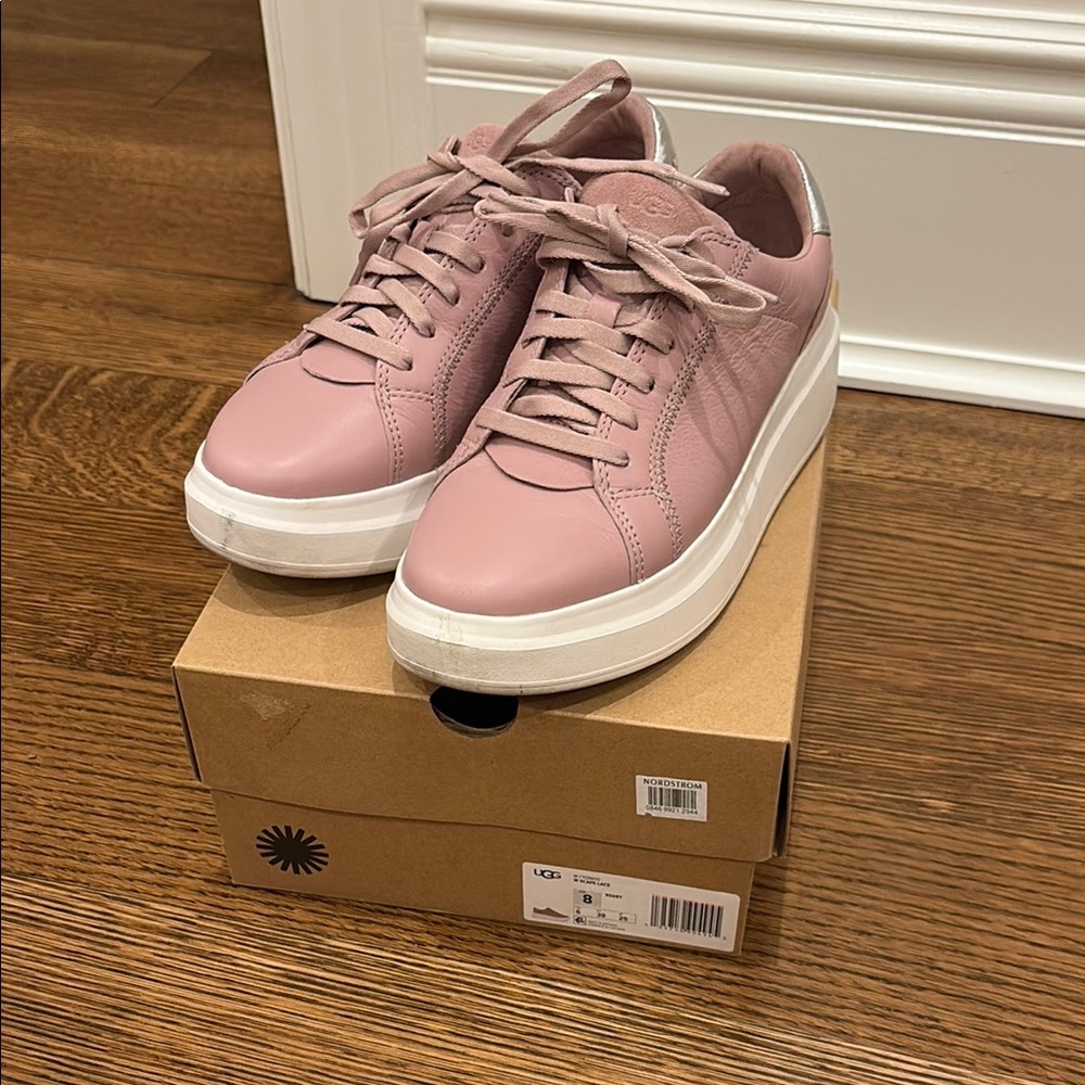 Uggs scape lace pink sneakers